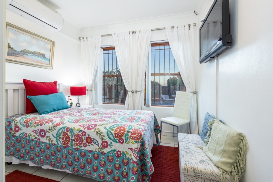 6 Bedroom Property for Sale in Eversdal Western Cape